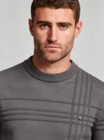 Modern Fit Solid Color Crew Neck Sweater - Image 18