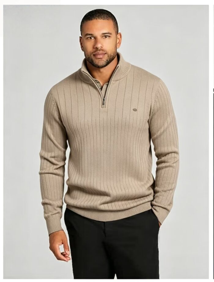 Men's Vertical Rib Quarter Zip Knit Sweater - Image 10